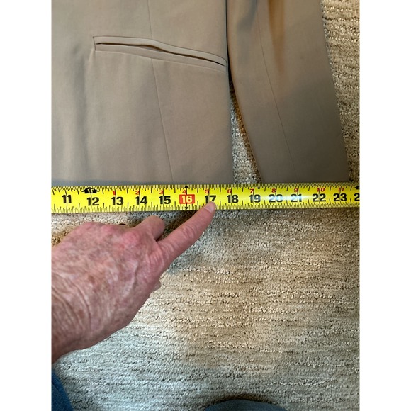 August Silk Blazer w/ Cool Buttonhole Detail and Buttons Size Large Work - Picture 5 of 6